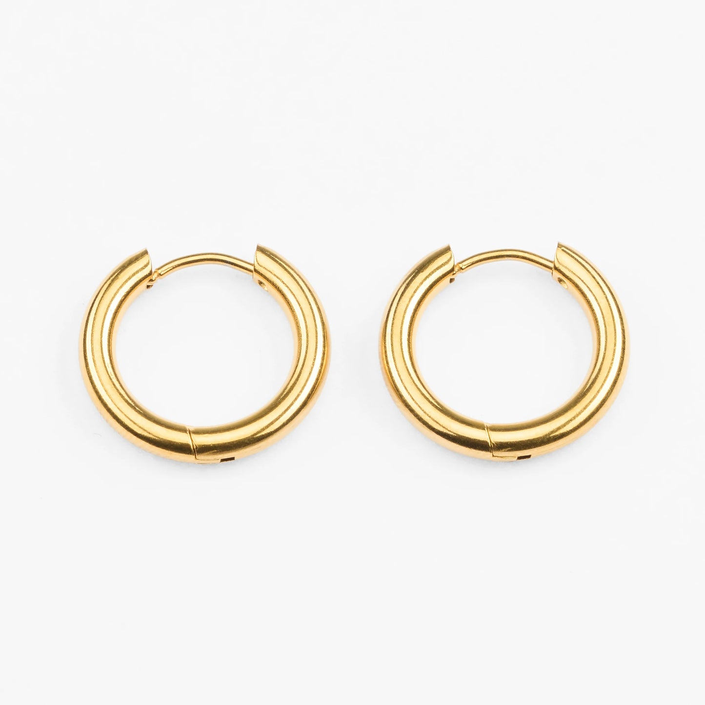 Vasikos 20mm runde guld hoops basic vandfast