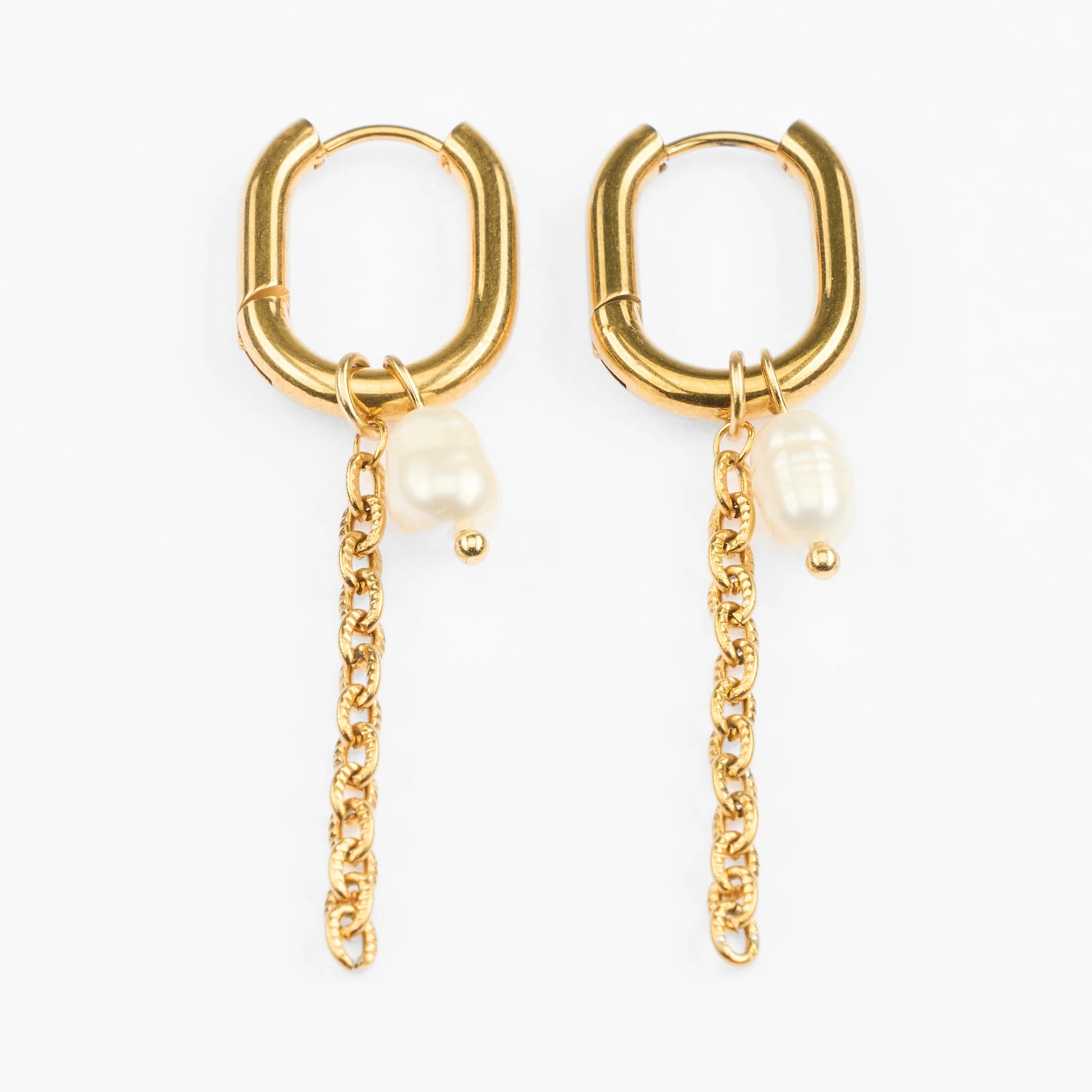 Ankyra vandfaste ovale guldøreringe med drop