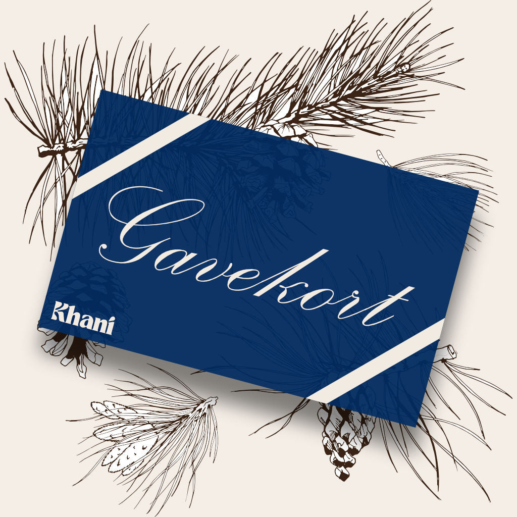 Gavekort til KHANI smykker fremvist med gran