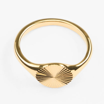Helios vandfast guldring bånd signet sol