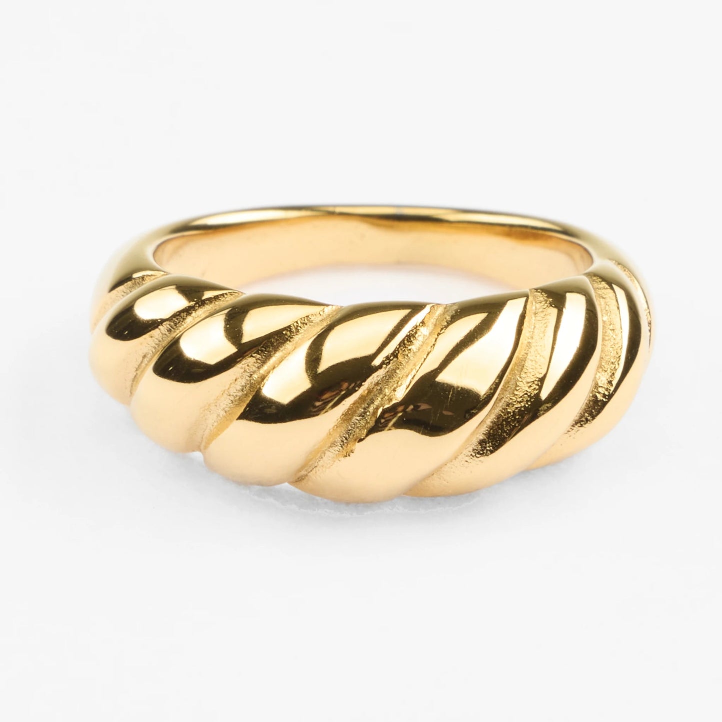 Thetis vandfast guld bånd ring croissant form